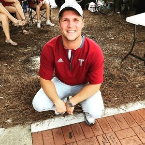 Meet your Posher, Alexander